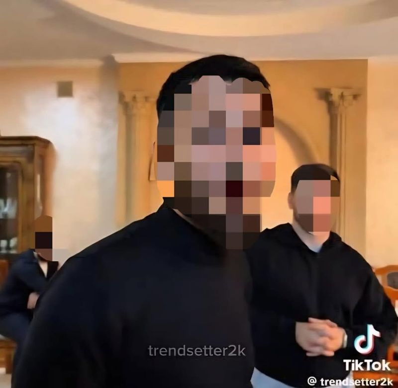 Известных российских стримеров арестовали в Алматы за оскорбление казахстанок