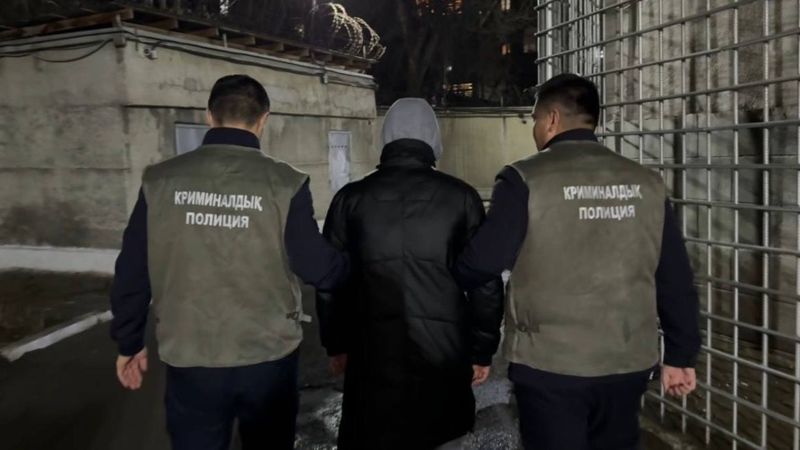 В Шымкенте за навязчивое преследование женщин арестовали двух мужчин