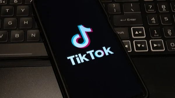 TikTok удалил 1,5 млн видеороликов в третьем квартале 2025 года в Казахстане
