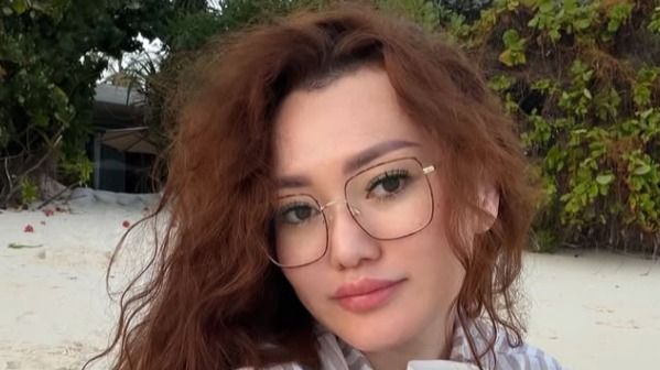 Ерке Есмахан не оставила шансов токалкам: "Мой муж влюблён в меня"