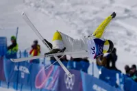 Казахстан завершил выступление на Олимпиаде по фристайл-могулу