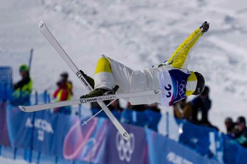 Казахстан завершил выступление на Олимпиаде по фристайл-могулу