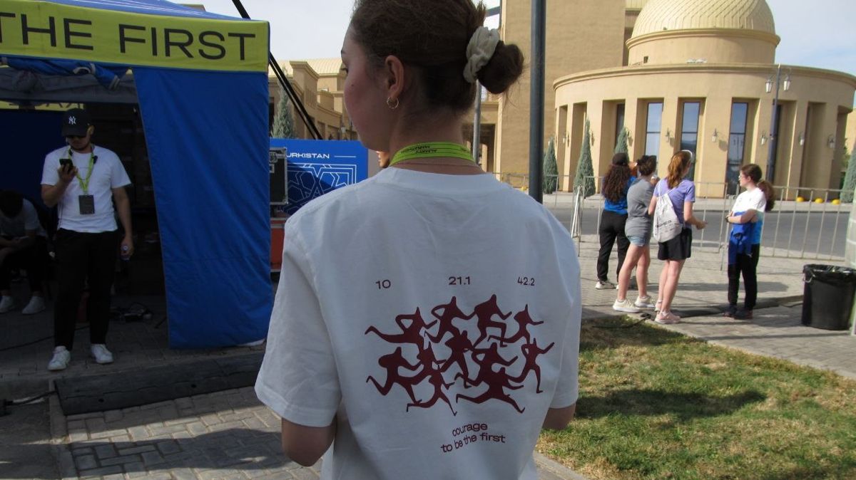 Дамиля Сагадинова  волонтёр