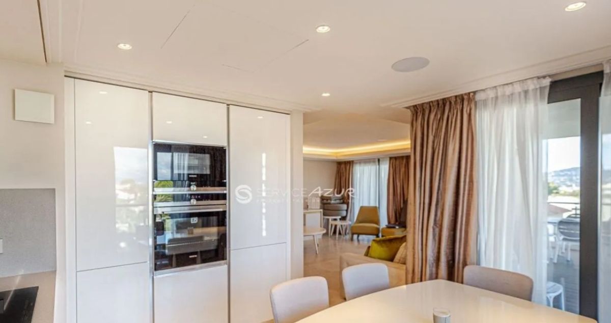 ЖК Parc du Cap, Кайрат Сатыбалды, Лазурный берге