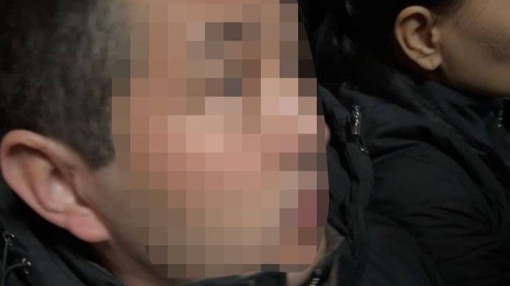 В Шымкенте мужчина домогался 15-летней школьницы в автобусе