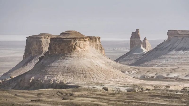 Ущелье в Мангистау включили в список 10 пустынь мира обязательных к посещению