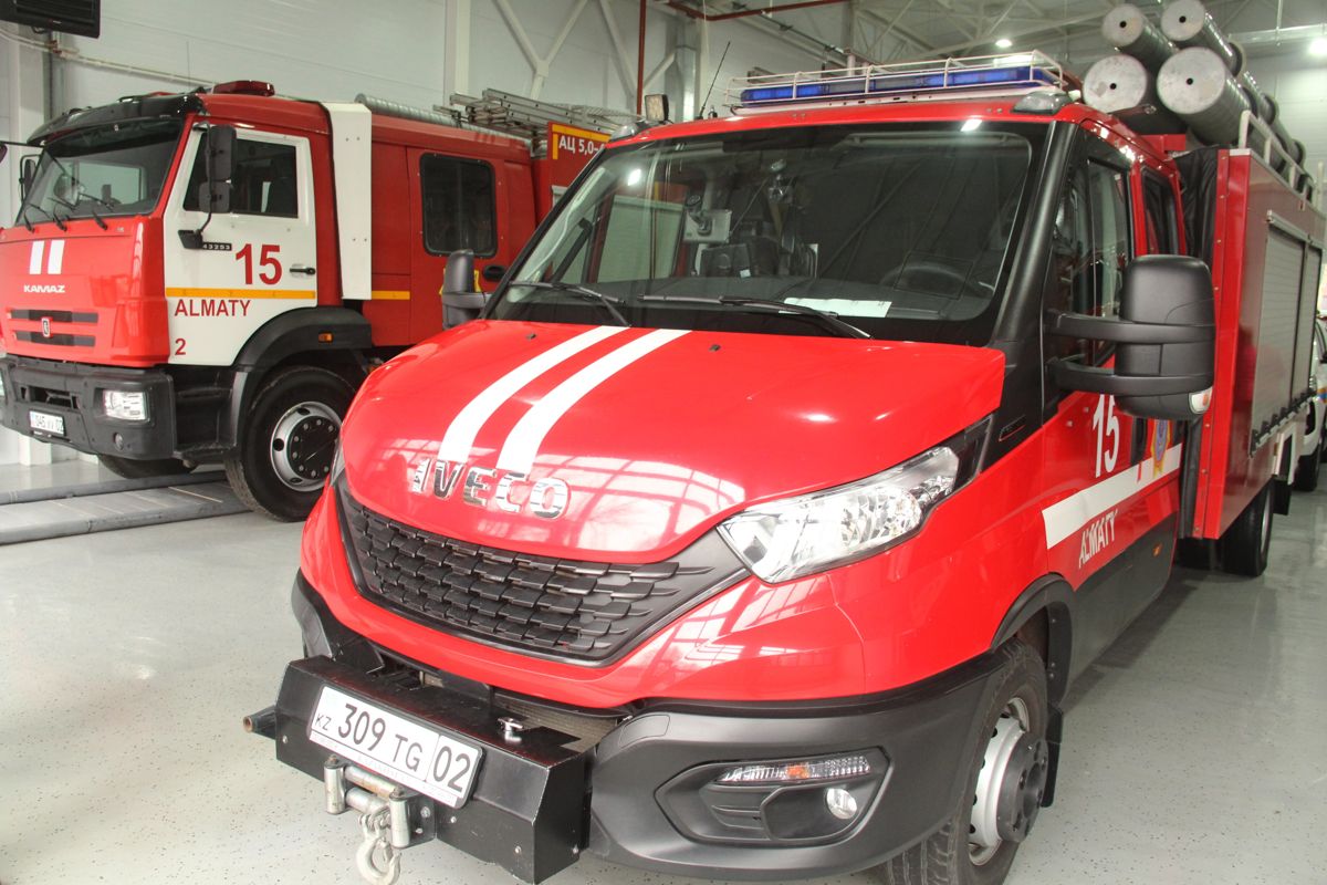 МЧС, пожарные