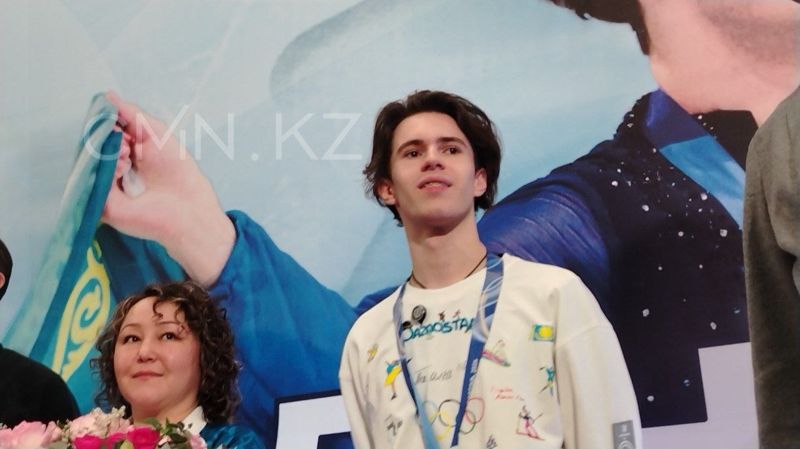 "Наконец-то я дома": Михаила Шайдорова встретили в аэропорту Алматы