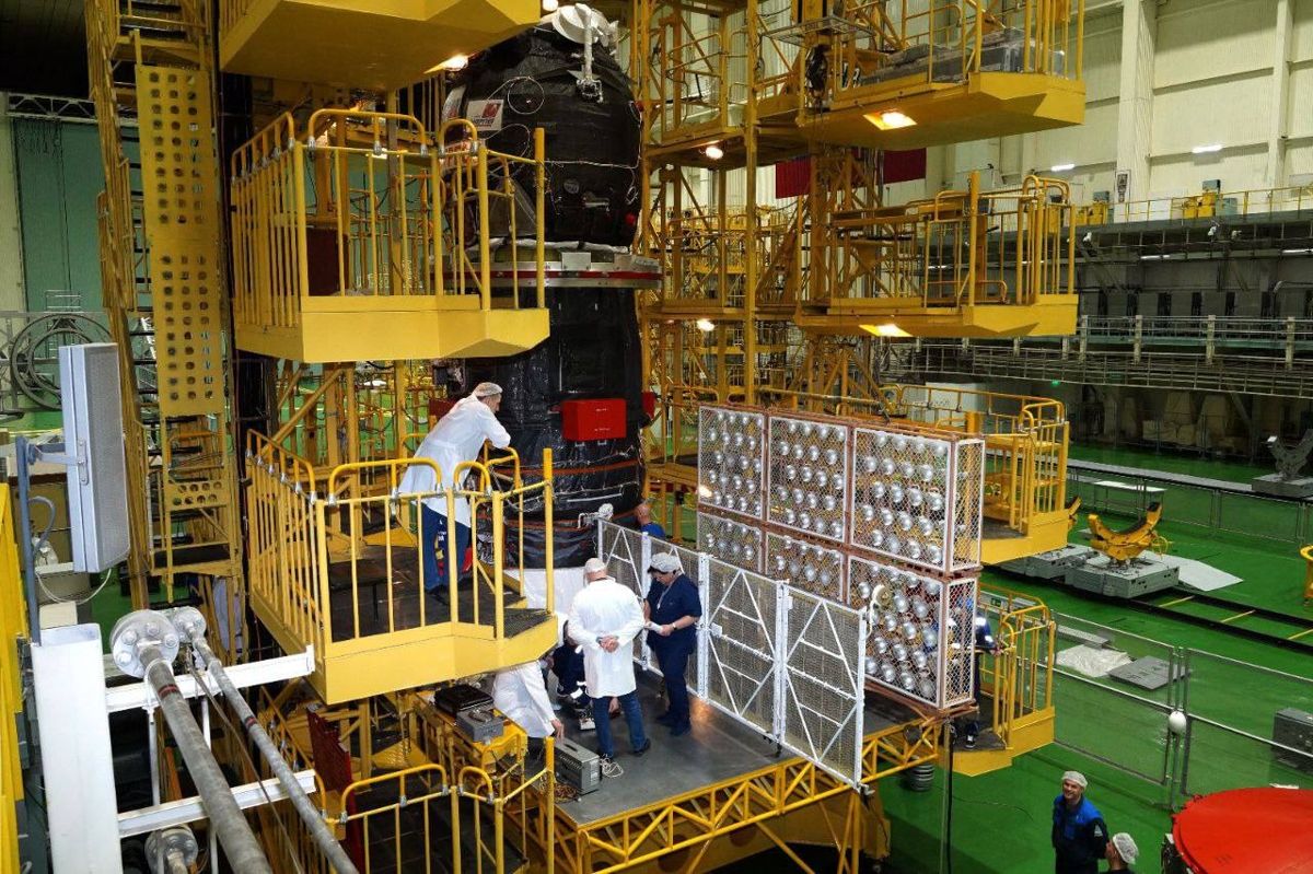 Подготовка к старту ракеты