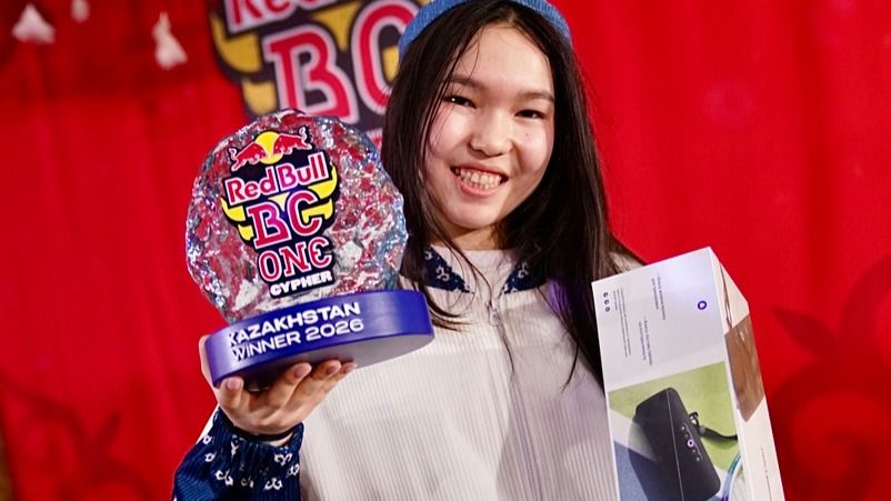 Победитель в категории B-Girls, B-Girl Aizara