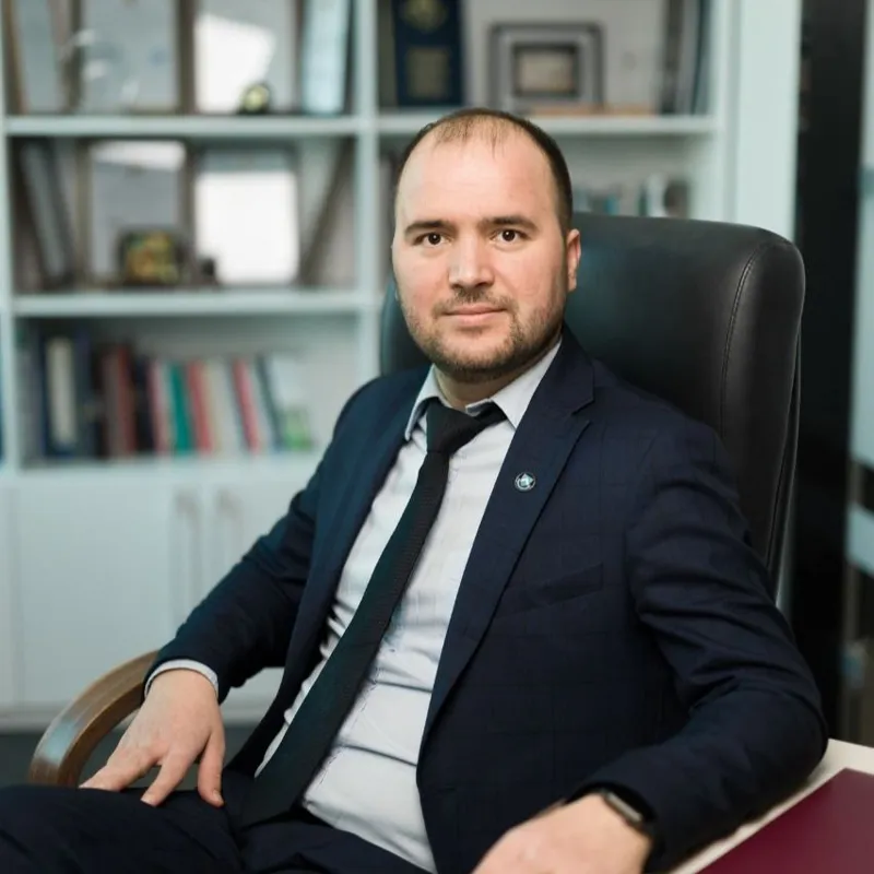 Главный аналитик АФК Рамазан Досов