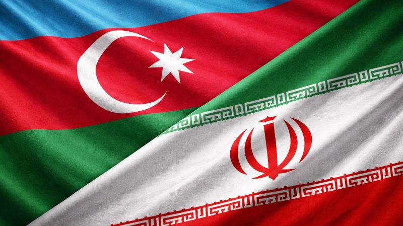 Азербайджан выводит дипкорпус из Ирана