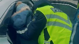 Пробились через буран: в Курчатове полицейские спасли ребёнка с аппендицитом