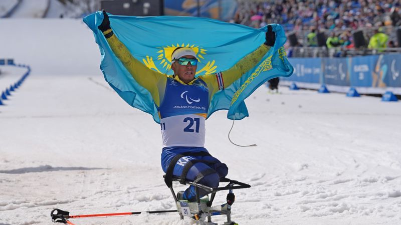 Ербол Хамитов выиграл золото Паралимпиады-2026