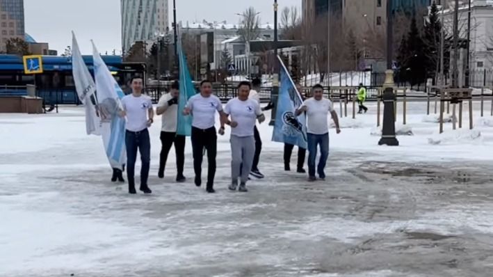 Столичные "моржи" приняли участие в референдуме