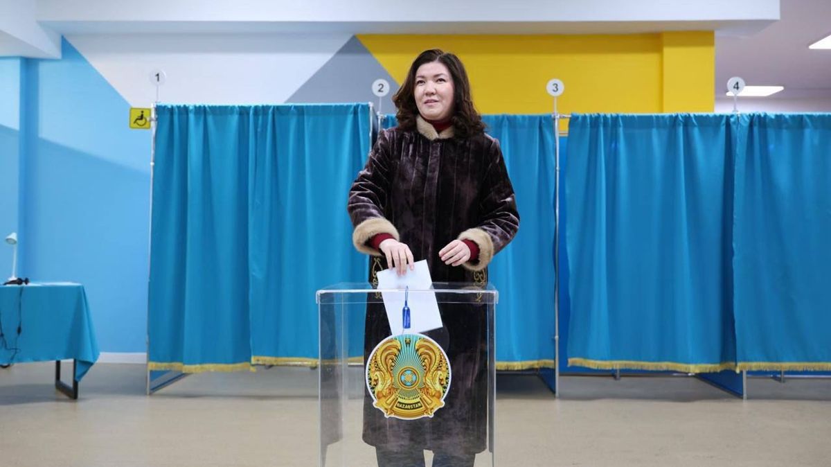 Министр просвещения РК Жулдыз Сулейменова сделала свой выбор на референдуме по принятию новой Конституции РК