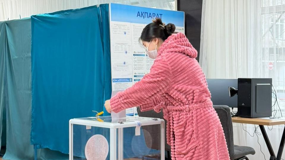 В Алматы в день референдума родилось 44 ребёнка