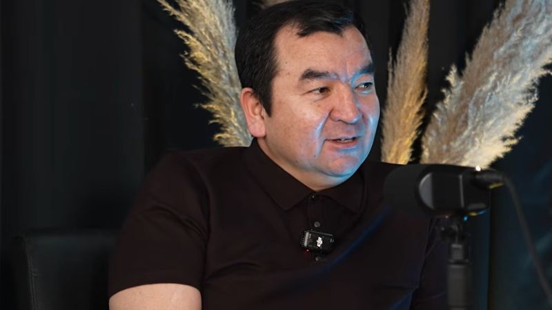 Бывший аким Талгара таксует на арендованной машине