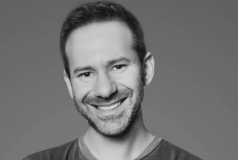 Владелец OnlyFans скончался от онкологии