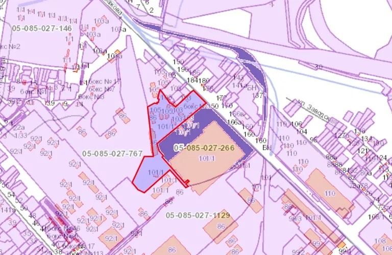 Три участка земли, на которых расположены объекты