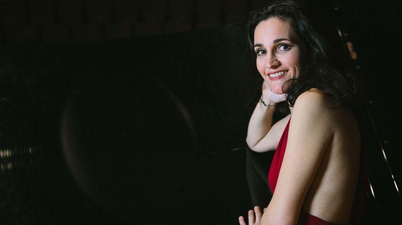 Исторические концерты, книга об Орде и полёт во Францию: "Франкофонная весна" стартует в Казахстане 