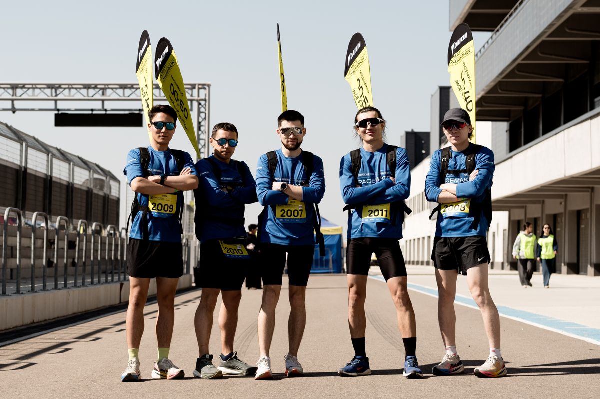Бегуны, марфон, Almaty Marathon