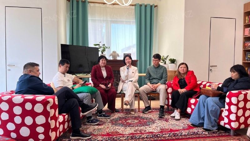 Встреча специалистов книжной сферы в литературном доме 