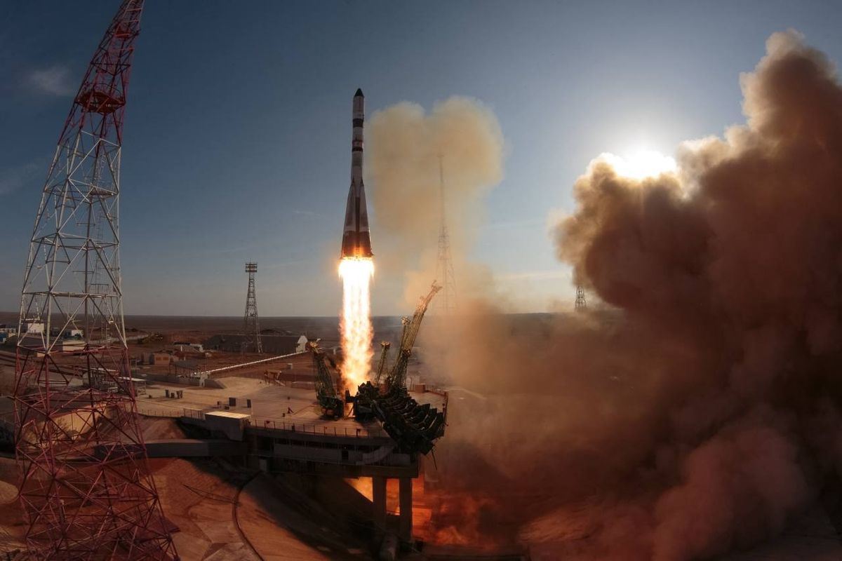 Байконур, ракета