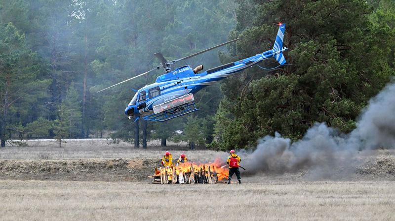 Олжас Бектенов проверил готовность системы раннего обнаружения лесных пожаров и оснащенность «Семей орманы»