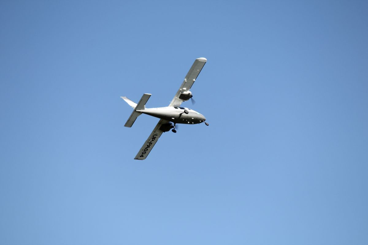 Самолёт, небо