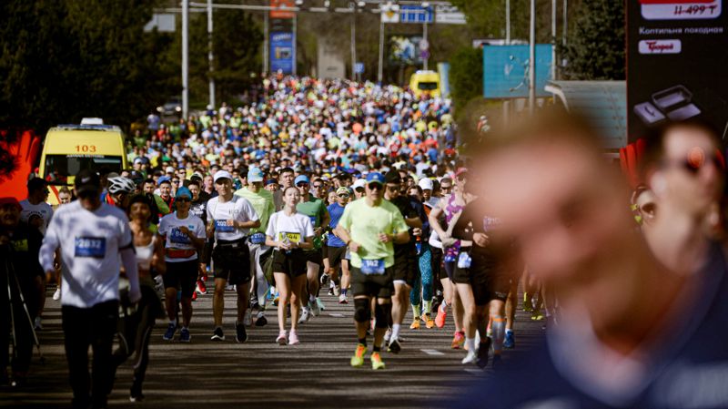 Бегуны, марафон 