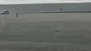 В Актюбинской области проверяют находку, похожую на обломки беспилотника