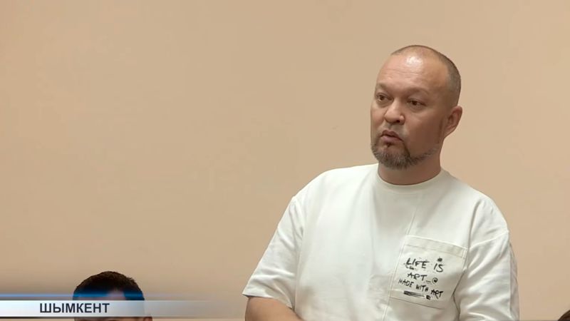 Блогера Руслана Жанпейисова арестовали на 15 суток в Шымкенте