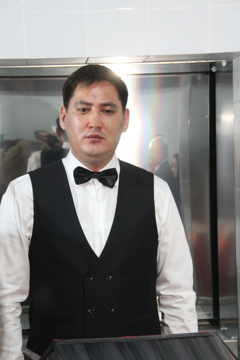 Крематорий, работник