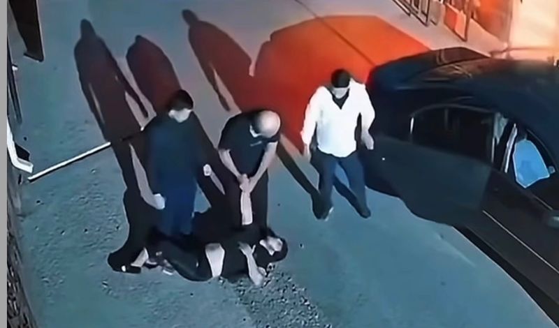 В Шымкенте призывника увезли в военкомат прямо с улицы