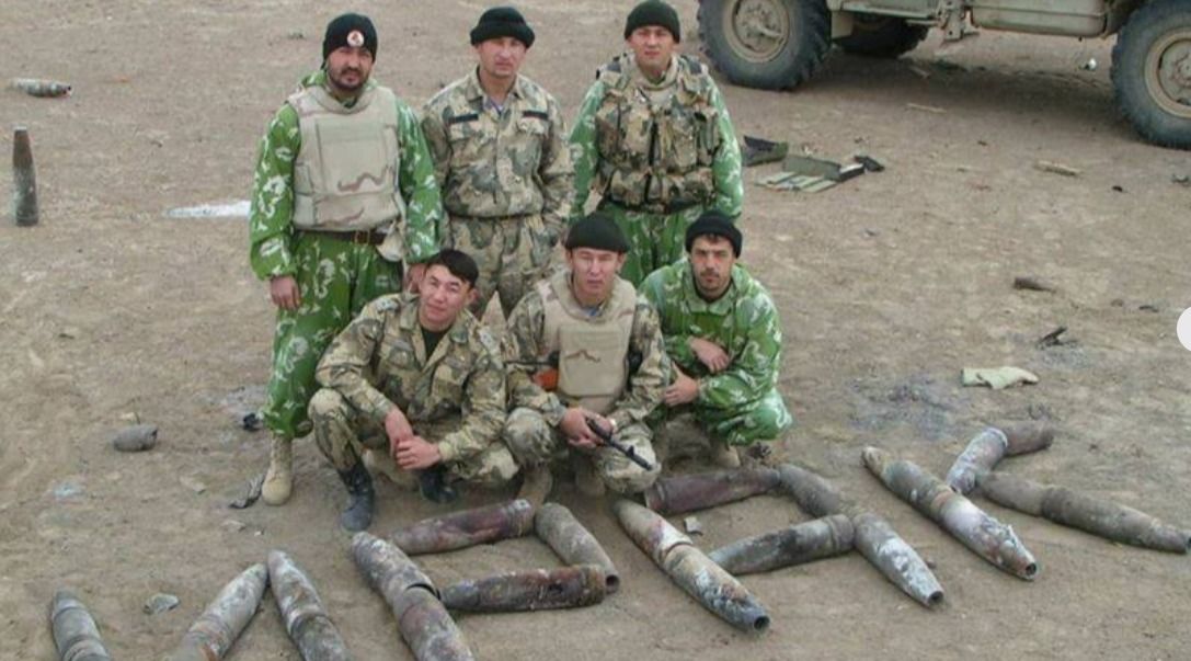 Ирак, Казахстан, сапёры, миротворцы