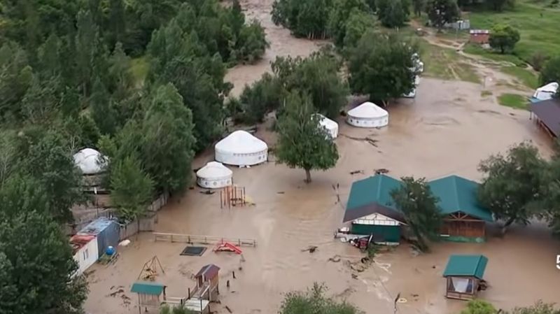 Потоп в Тургене - жителей эвакуировали