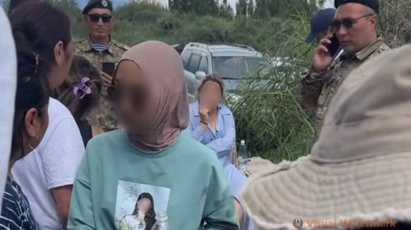 Казахстанская туристка  избила 14-летнюю девочку на Иссык-Куле 